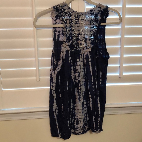 Tank top - Picture 3 of 3